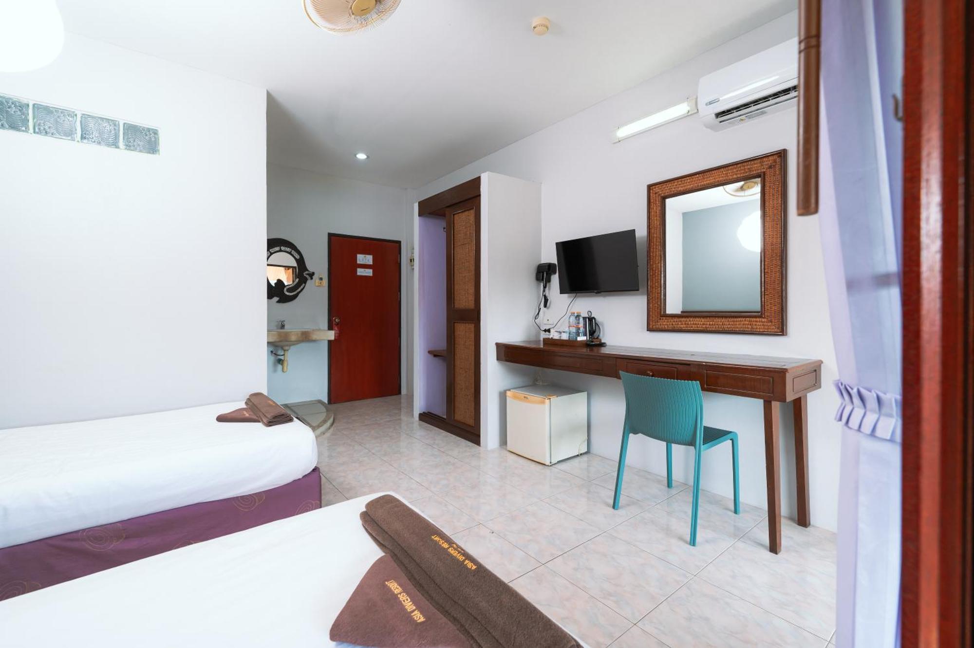 Asia Divers Resort Koh Tao Exterior photo