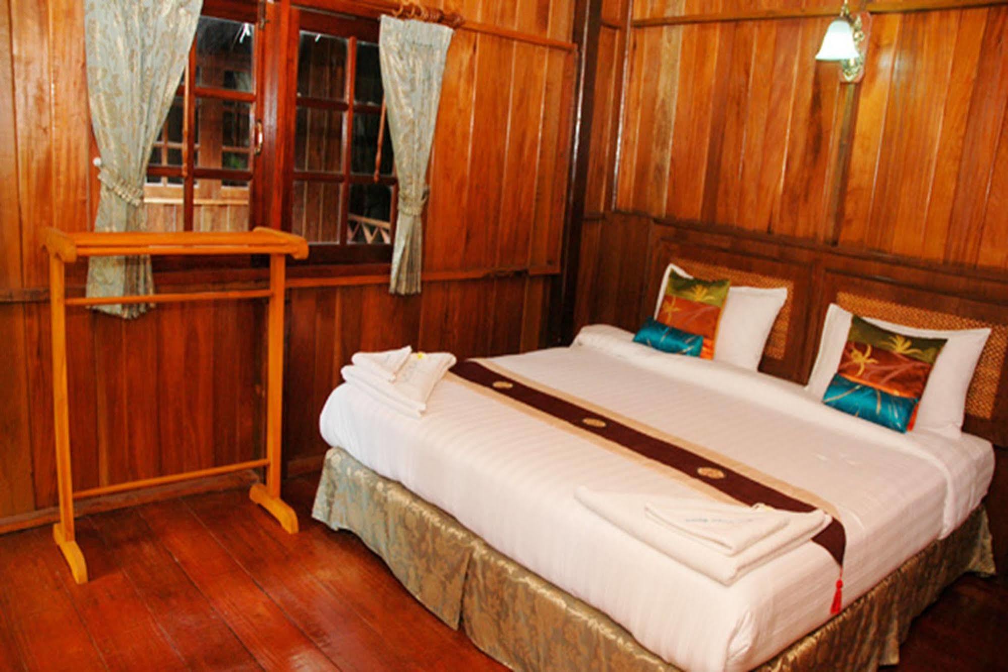 Asia Divers Resort Koh Tao Exterior photo