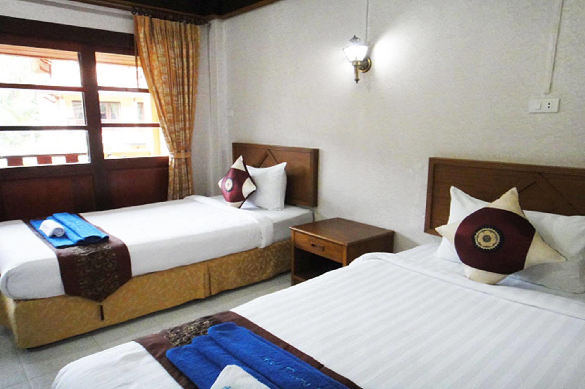 Asia Divers Resort Koh Tao Exterior photo